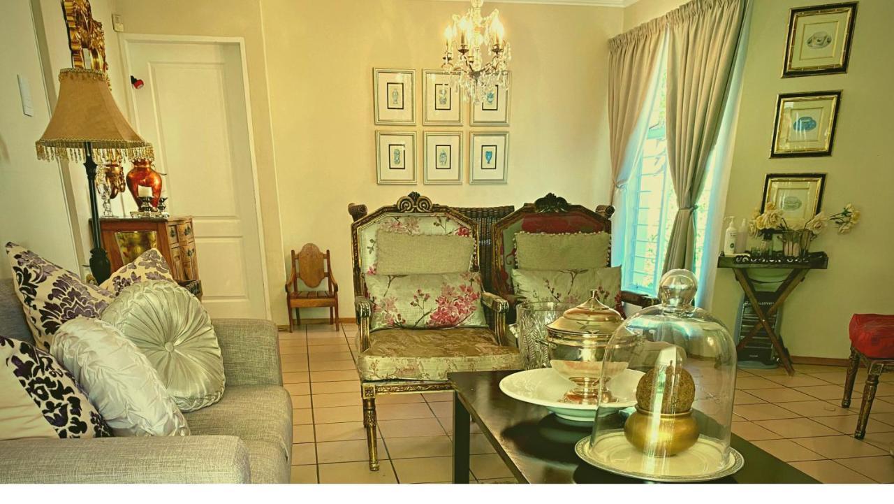 Vair'S Place Guest House In Sandton Paulshof - Apartment, Lux Suites & Spa Johannesburg Zewnętrze zdjęcie